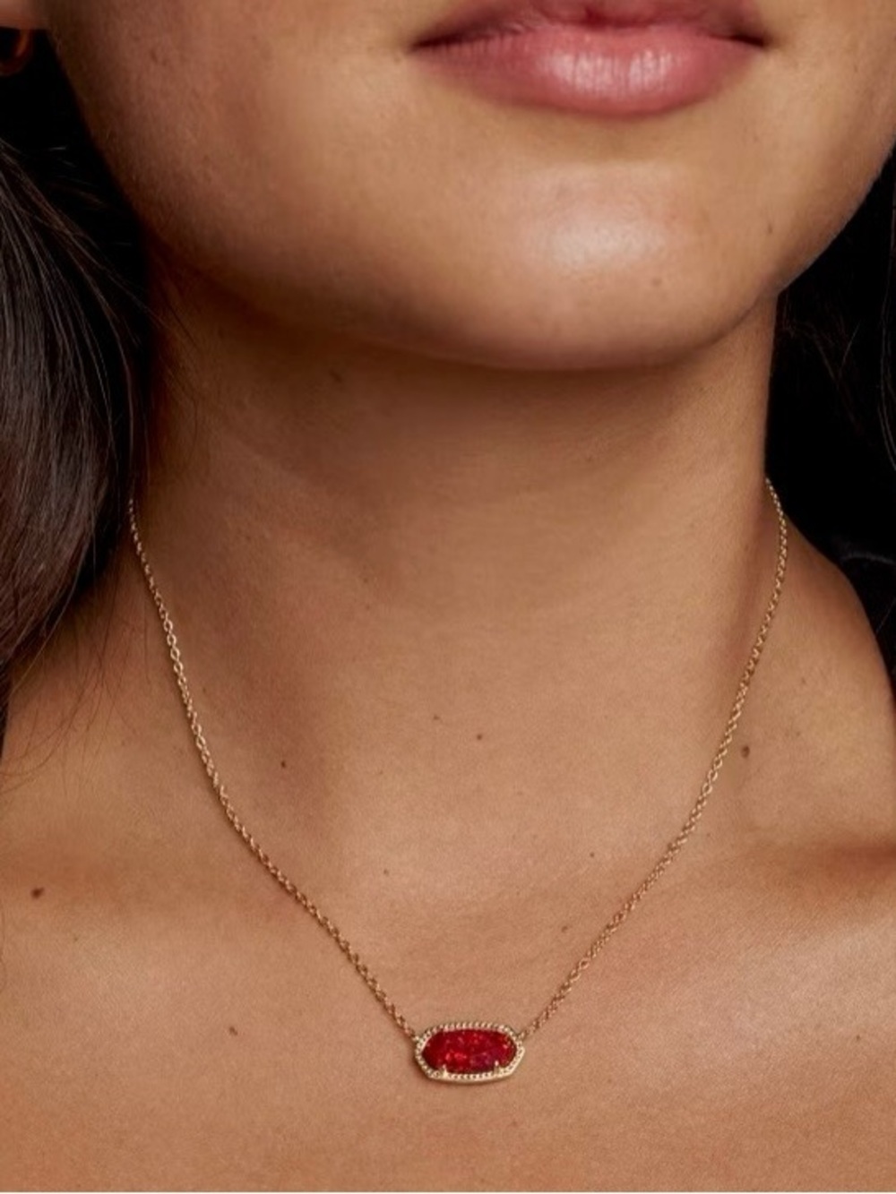 Elisa Gold Pendant Necklace in Berry Glass